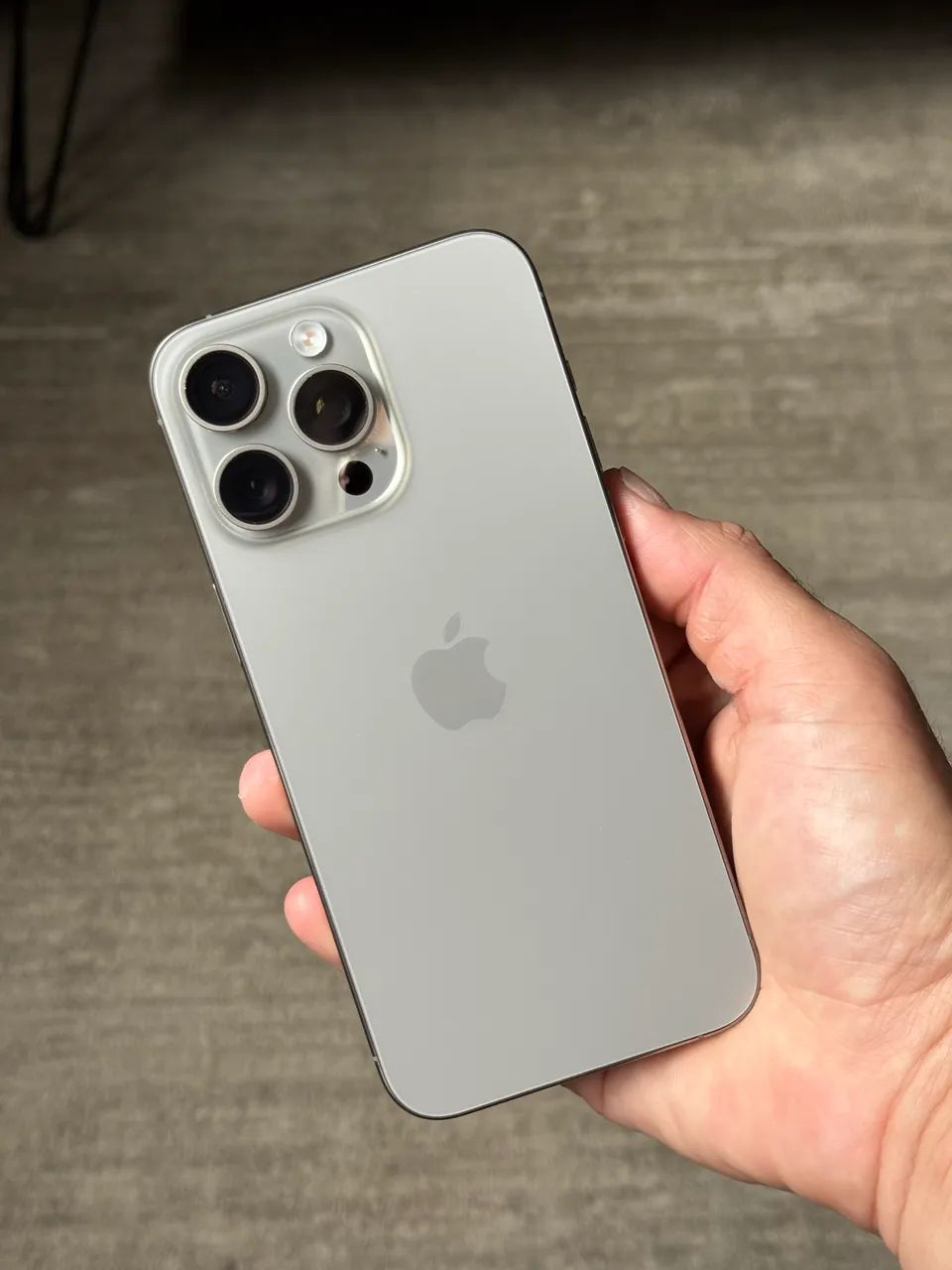 桜*様 iPhone 15 Pro Max 256GB ｜バッテリー87%｜SI IPHONE 15 PRO MAX 256g 87% bateria - Acessórios de Celular - Santa