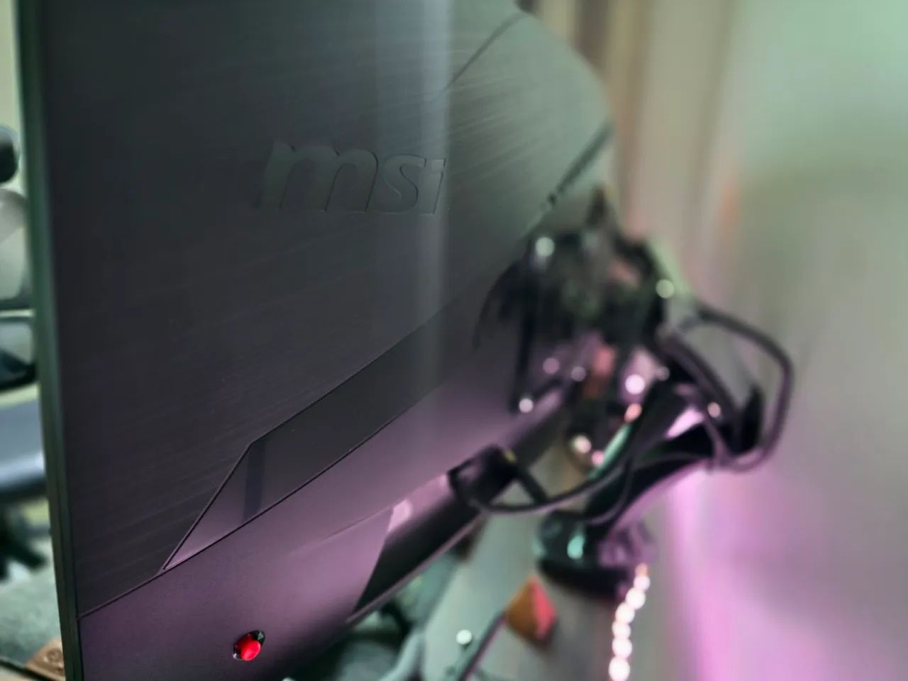 Kit 2 monitores MSI Optix 27 Polegadas 144Hz Curvo | Excelente Estado - Foto 5