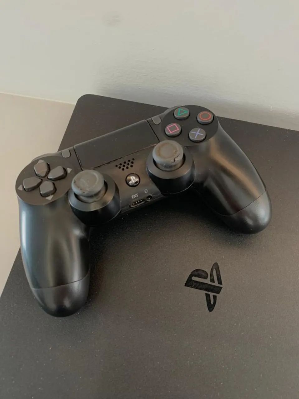 Ps4 slim 1 tb + 1 jogo PES 2021 - Foto 5