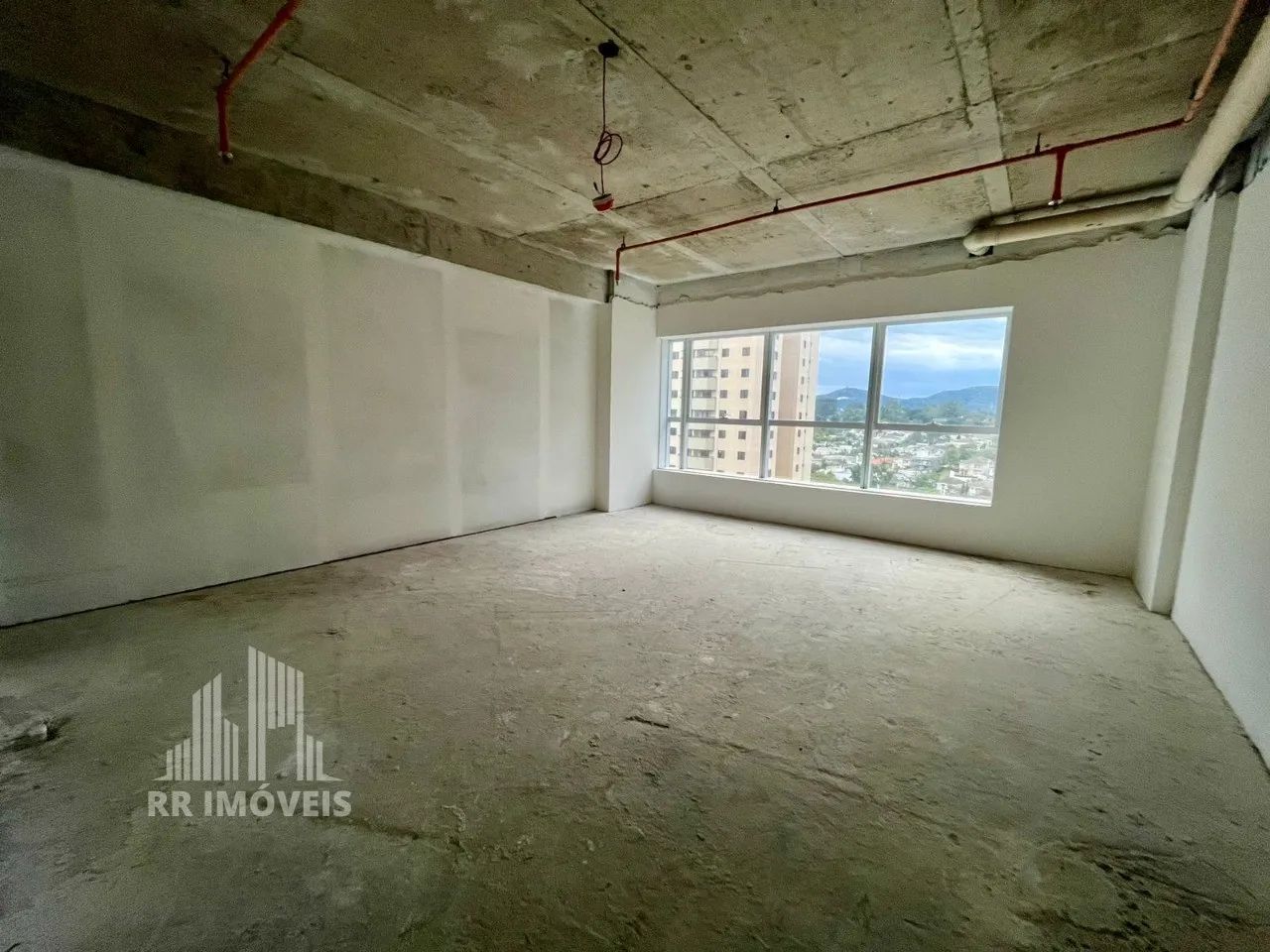 RR8004 Sala Comercial 50m² EDIFÍCIO TREND TOWER - OPORTUNIDADE - 1 Vaga de Garagem - Barue - Foto 2