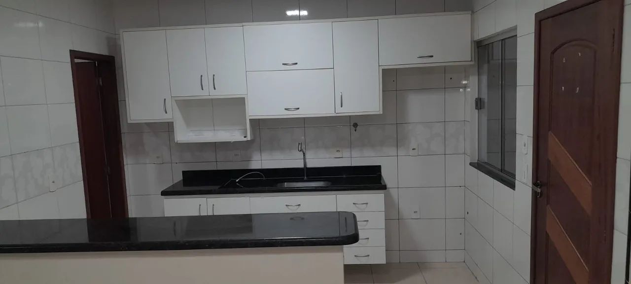 Casa de três quartos com suíte - Foto 4