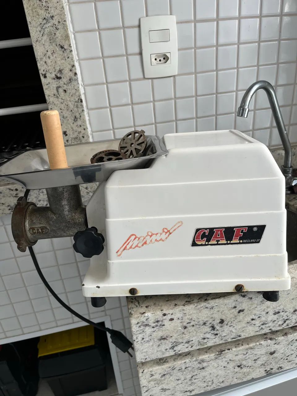 Moedor de carne elétrico CAF  - Foto 2