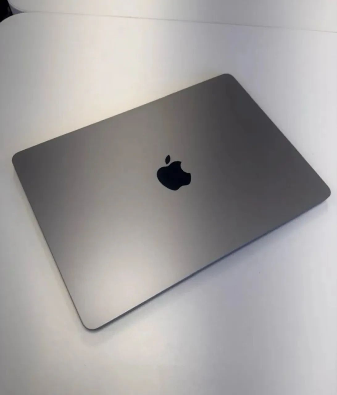 MacBook Air M2 16/512