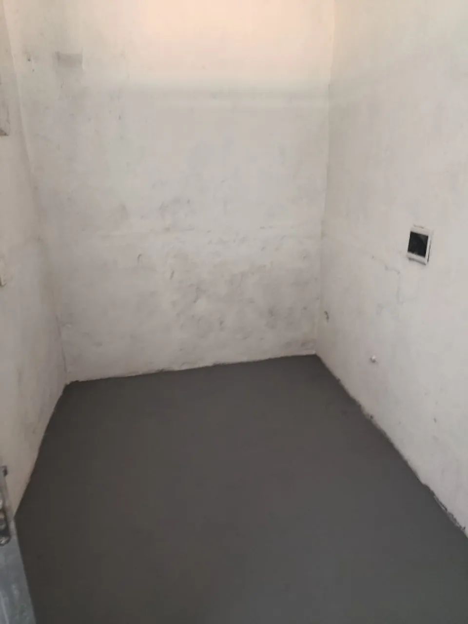 Casa com 2 quartos, 1°andar em vila, próximo a beira mar. - Foto 3