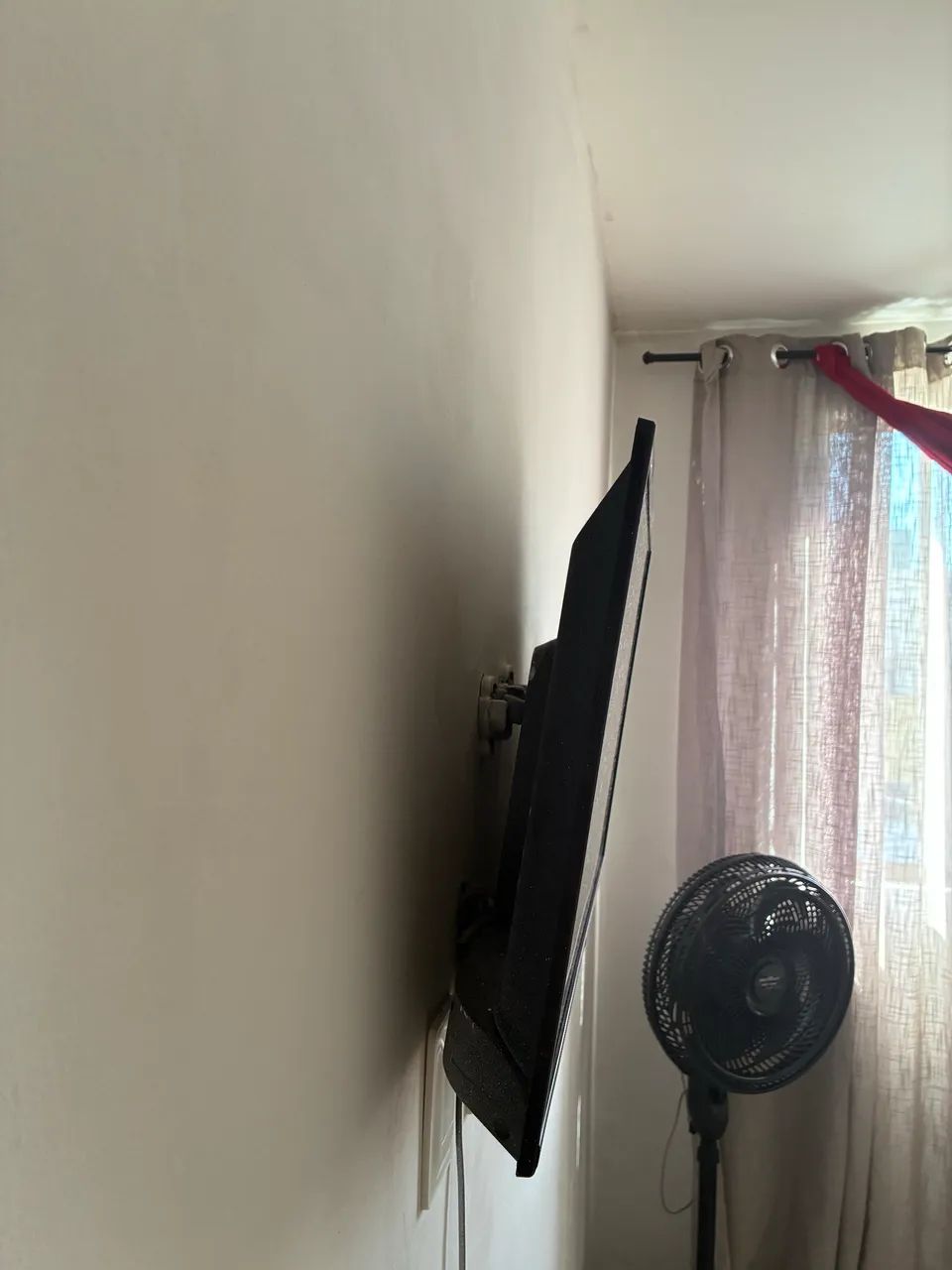 Tv TCL 32  - Foto 4