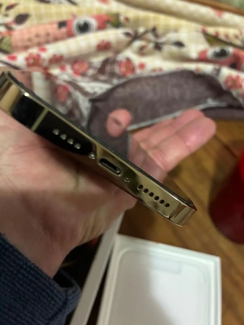 Iphone 14 pro max 256 Gold - Foto 5