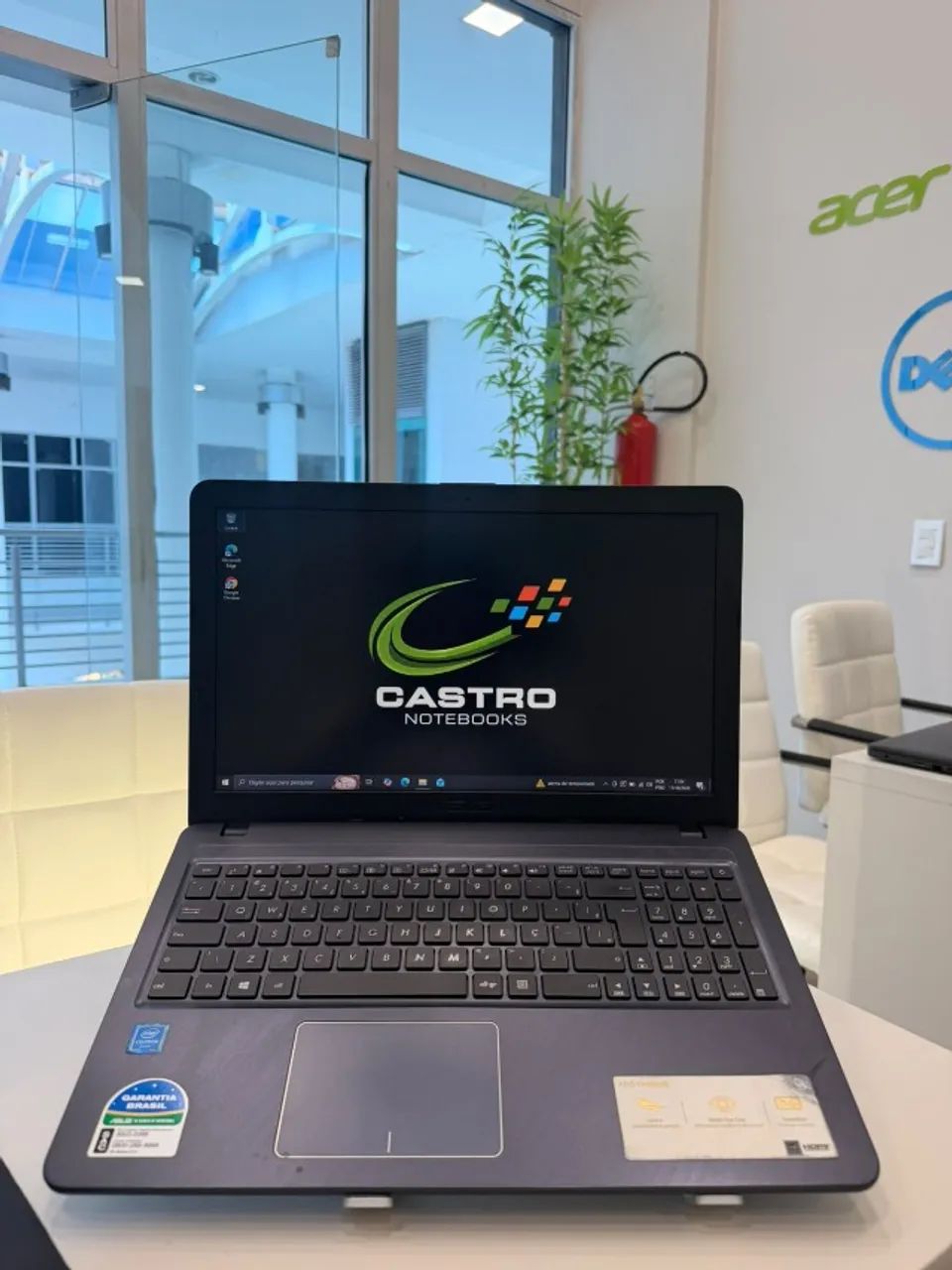 Notebook - Asus Celeron 9ª - 4 GB RAM / SSD 128 SSD 