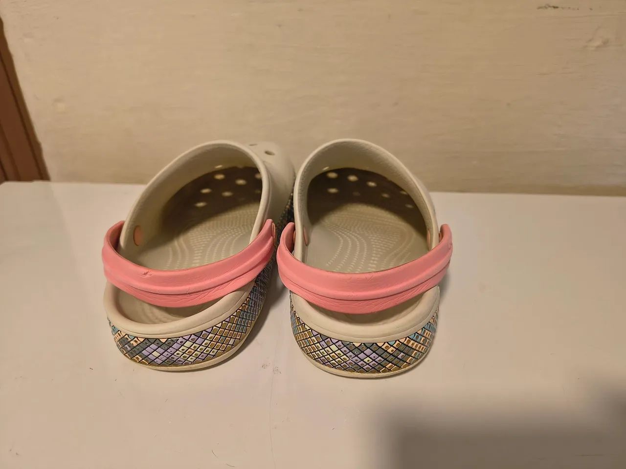 Crocs j3 .. tam 34  - Foto 4