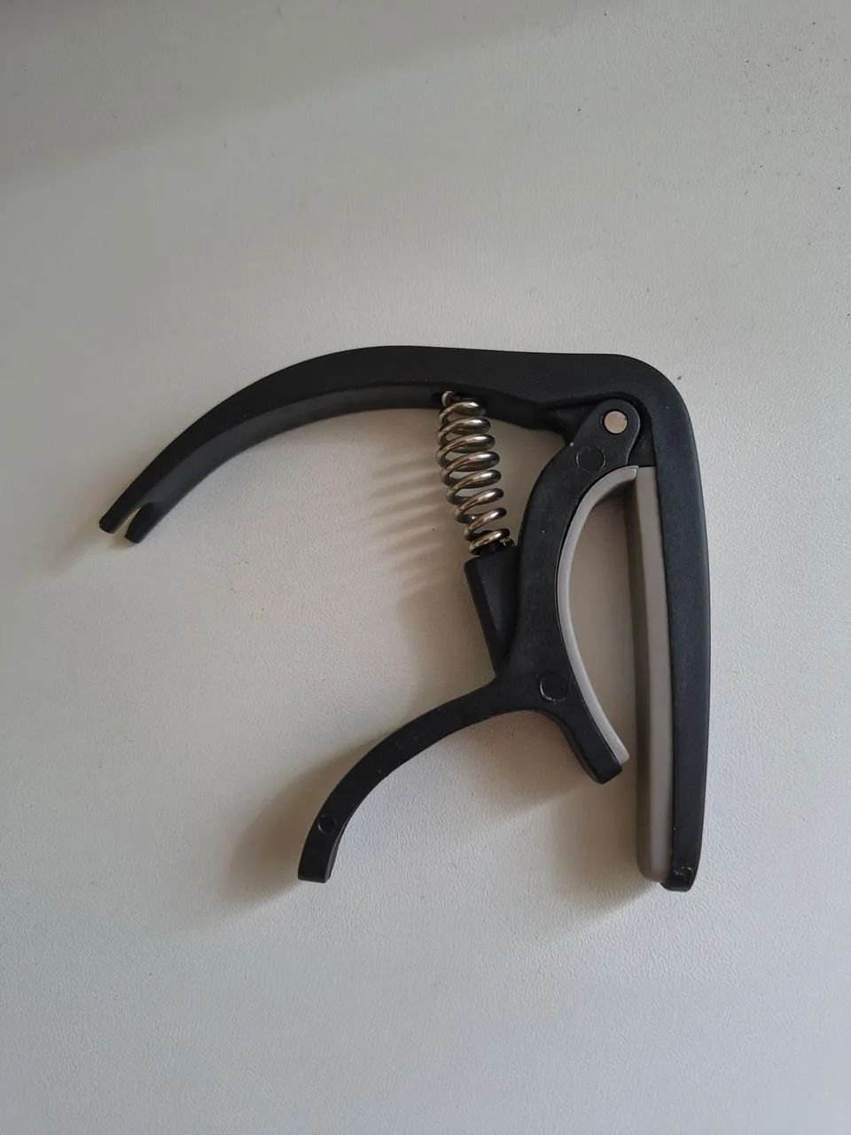 Capotraste para violão e guitarra  - Foto 3