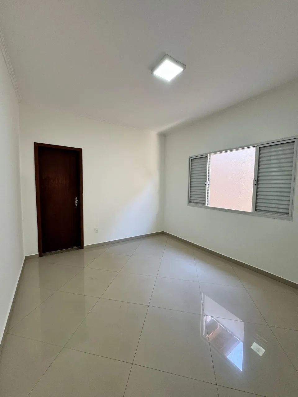 VENDO CASA DIREITO COM PROPRIETÁRIO! - Foto 4