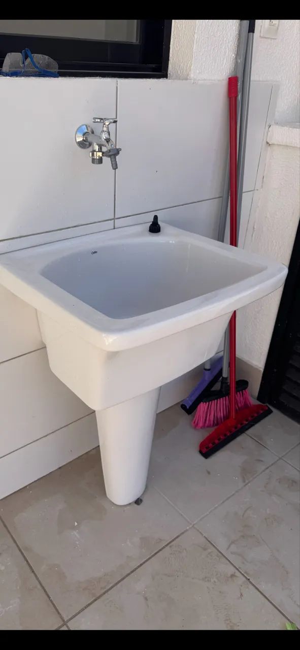 Tanque de louça Celite