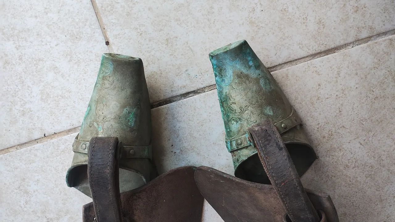 Estribo caçamba de alpaca erberle n?297