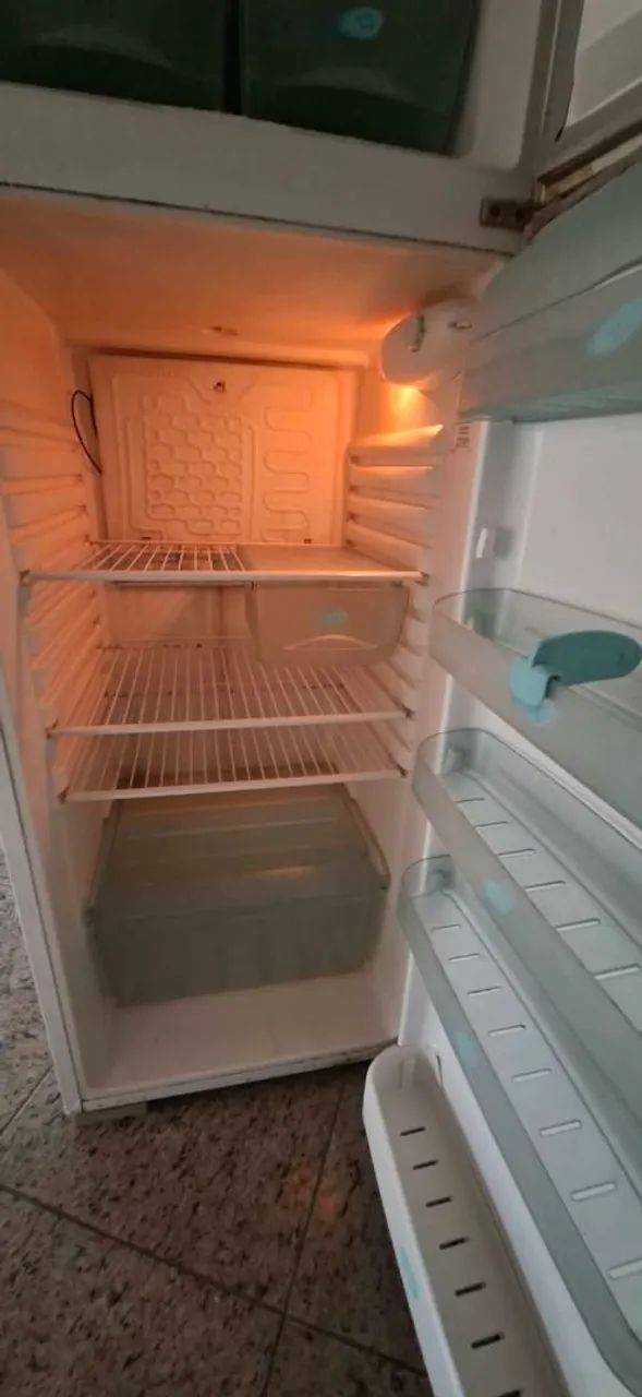 Geladeira Electrolux DC360 - Foto 2