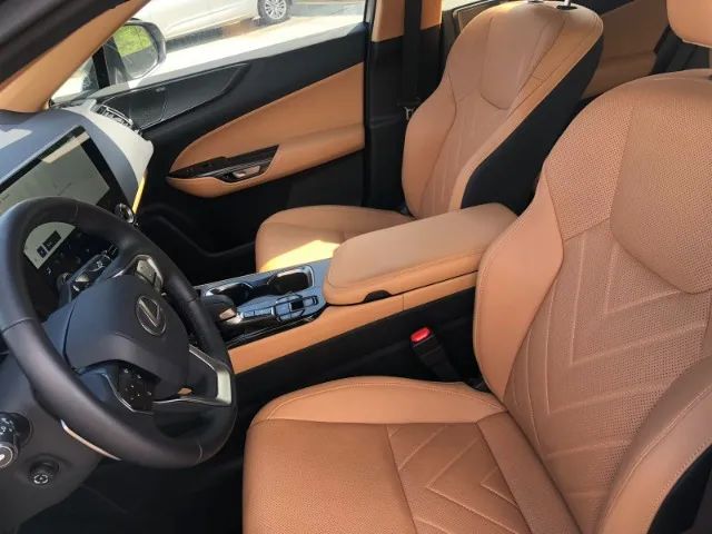 Lexus NX-450h+ AWD 2.5 16V Aut. (Híbrido), foto 10 de 14