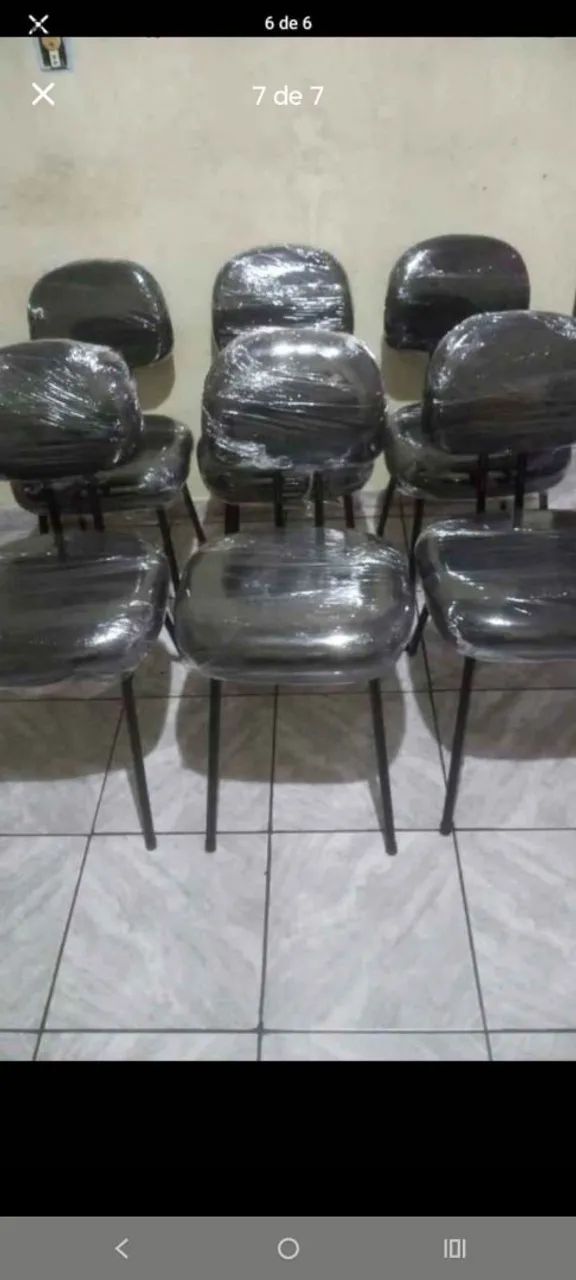 Vendo cadeira fixa acolchoada