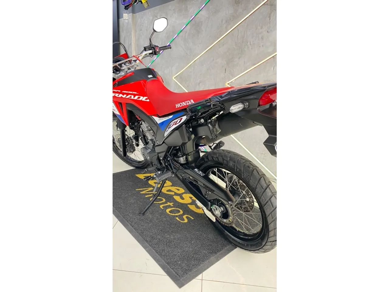 Honda Xr 300l tornado special edition 2026 - Foto 2