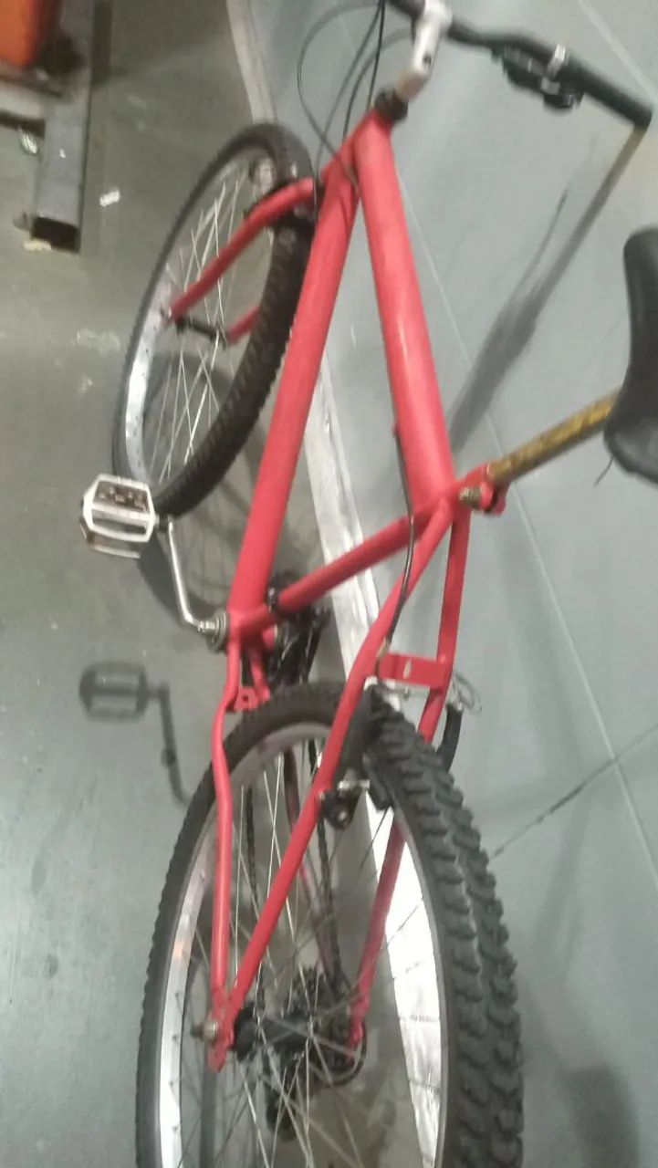 Vendo bike usada aro 26  - Foto 5