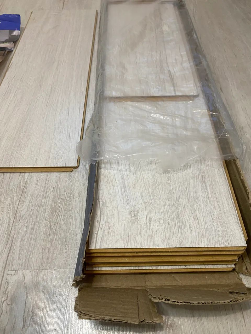 Caixa Laminado Aberta Click