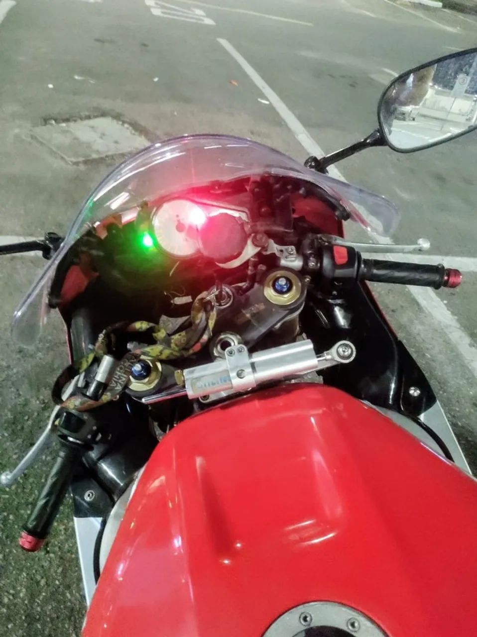 Suzuki Gsxr 1000 - Foto 2
