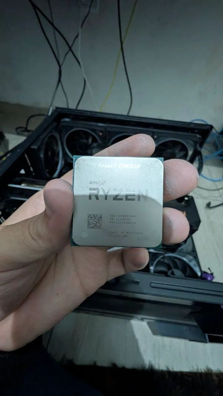 Ryzen 5700x3D - Foto 2