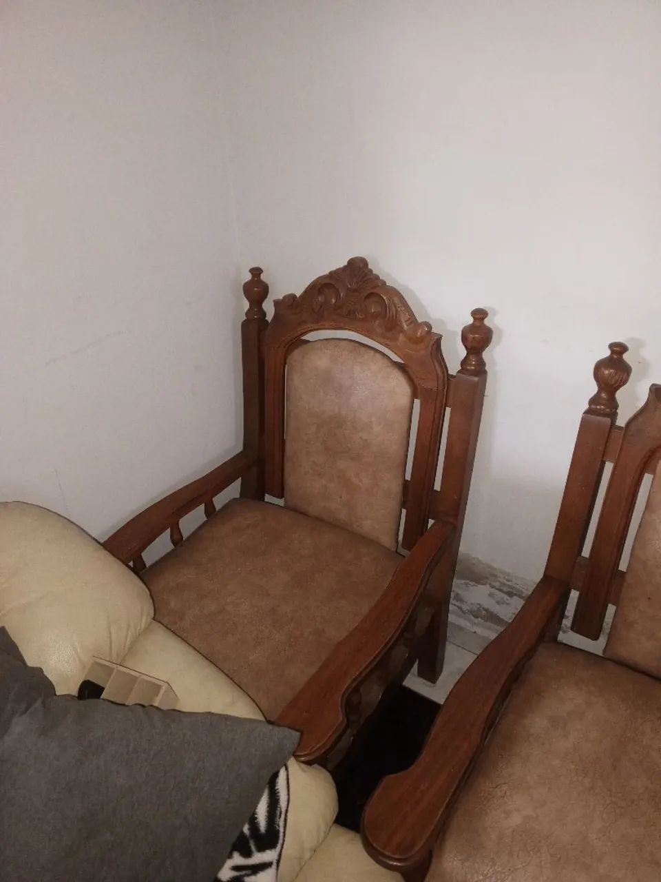 Sofá e mesa colonial - Foto 3