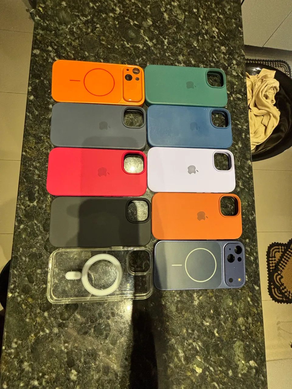 Capas do iPhone 15 - Foto 2