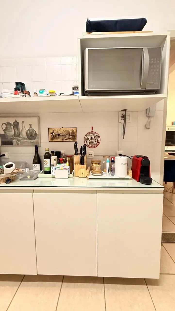 ARMÁRIO MULTIUSO 