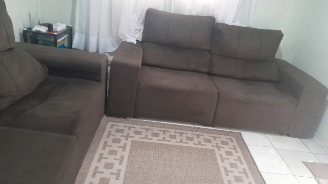 Sofá seminovo 