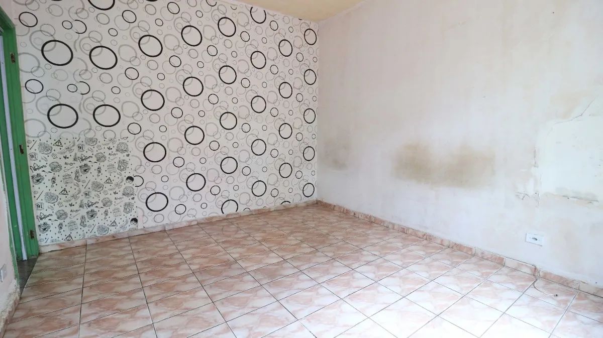 Casa para venda em Parque Peruche com 4 quartos, 197m² - Foto 4