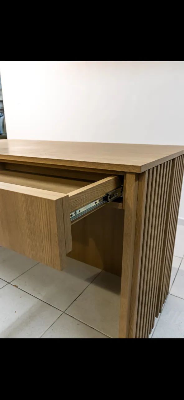 Mesa de Madeira Pura Turim - Amêndoa - Foto 2