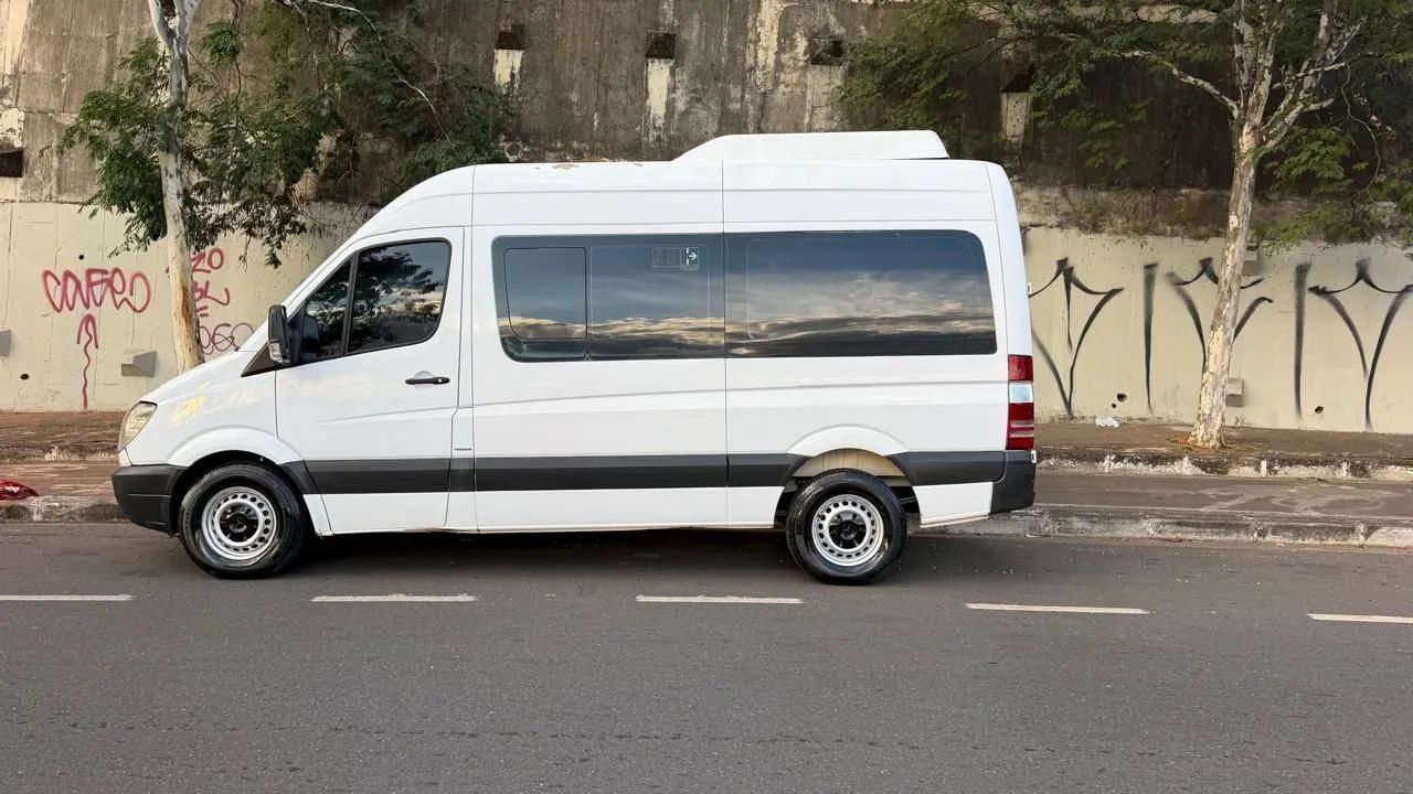 Mercedes-Benz Sprinter Sprinter 415 VAN Luxo T.B. 2.2 Diesel 2013
