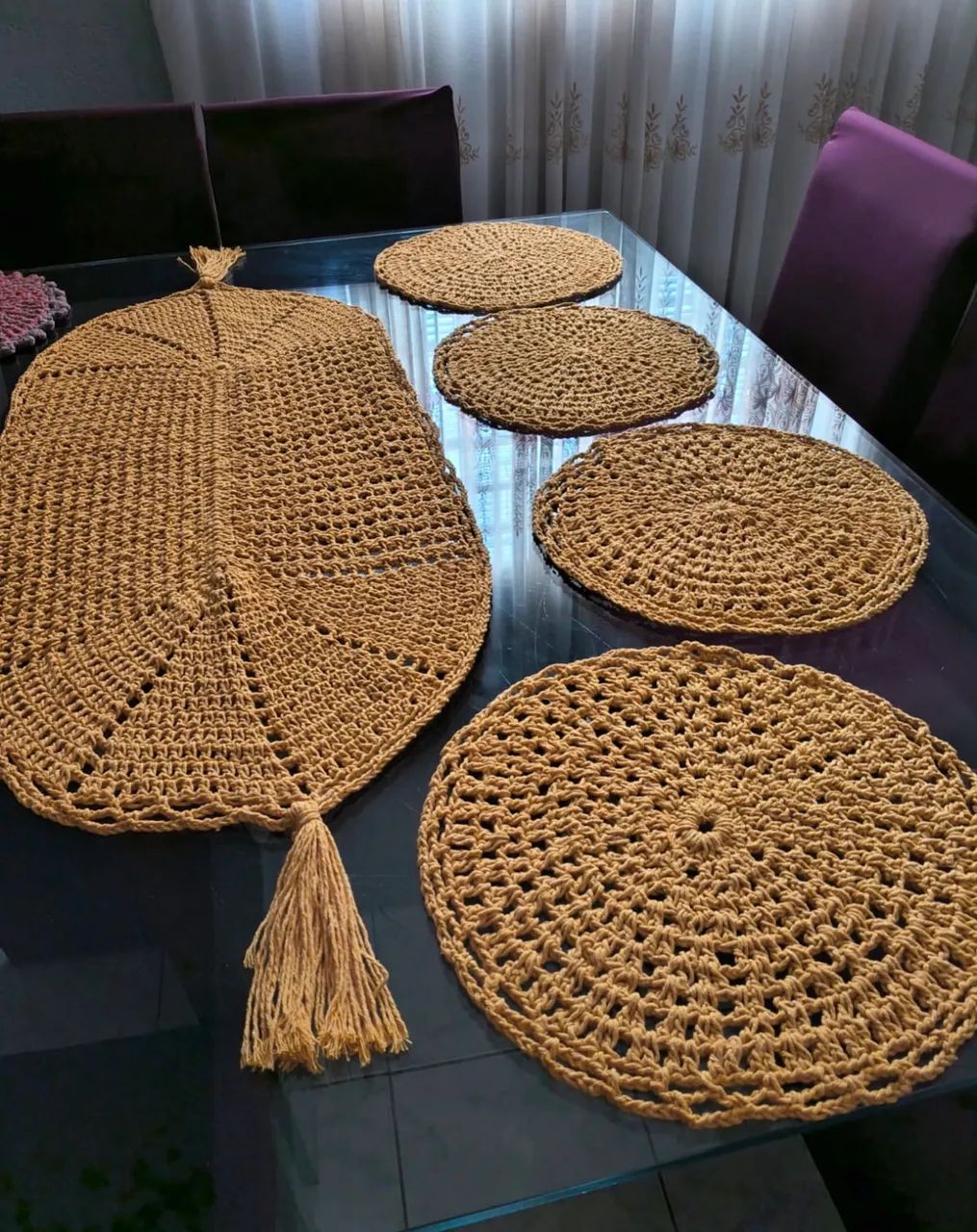 Tapetes/ jogo americano/ caminho de mesa diversas opções e cores feitas de crochê  - Foto 6