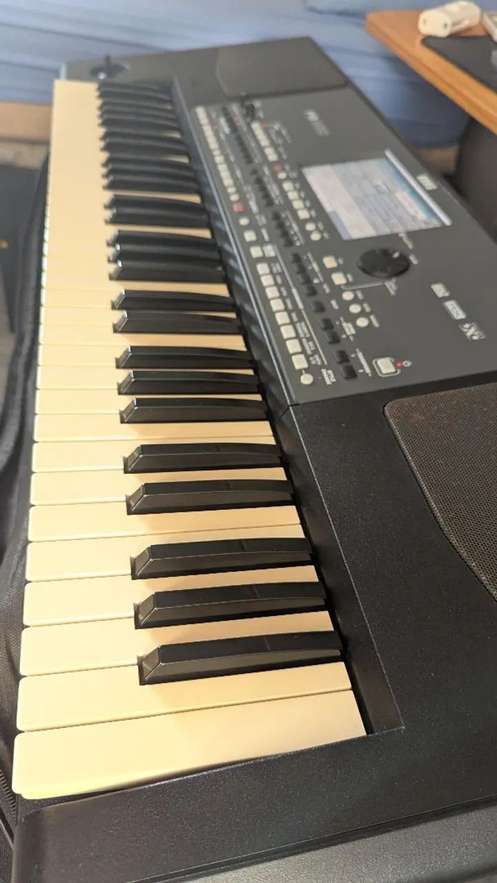 Teclado Músical Arranjador Korg PA600 menor preço - Foto 3