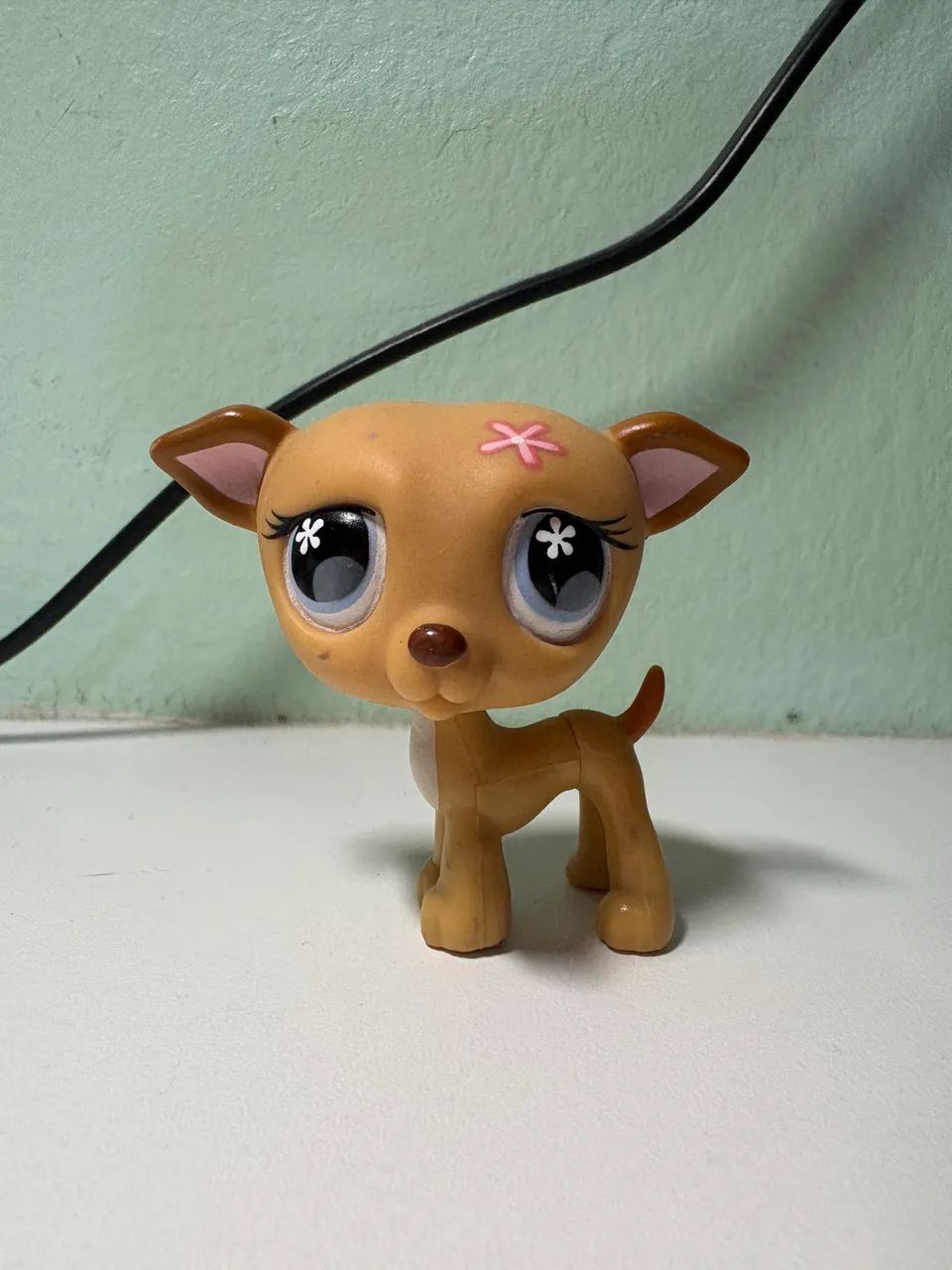 Littlest Pet Shop Greyhound #498