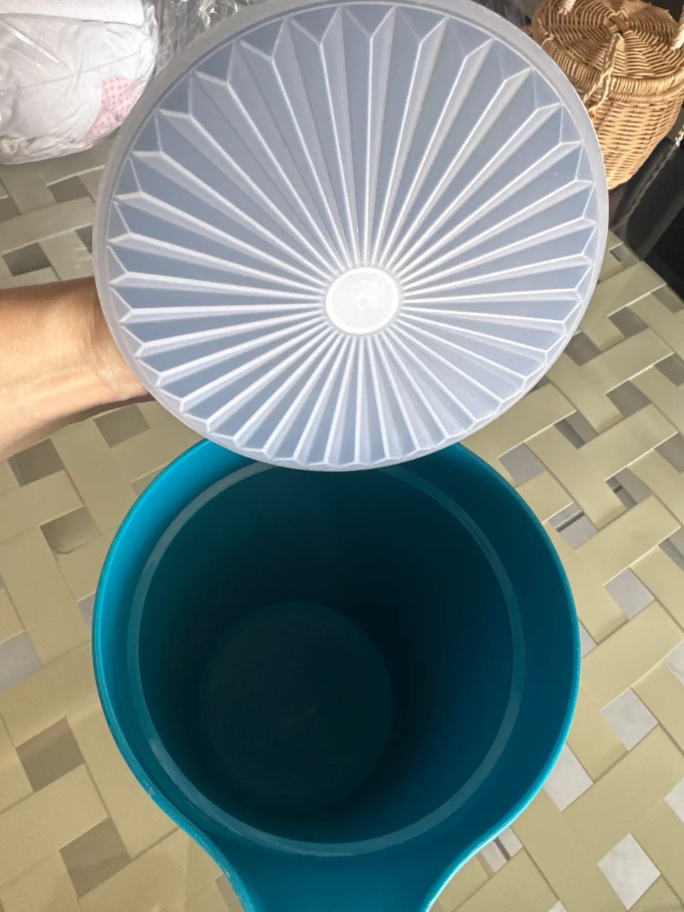 Jarra 2L Tupperware Verde - Foto 4
