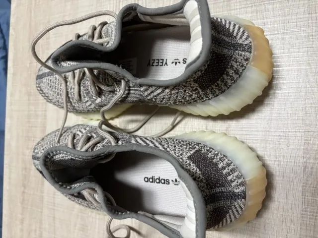 Adidas Yeezy Boost 350 V2 Zyon 42 Original com Caixa - Calçados