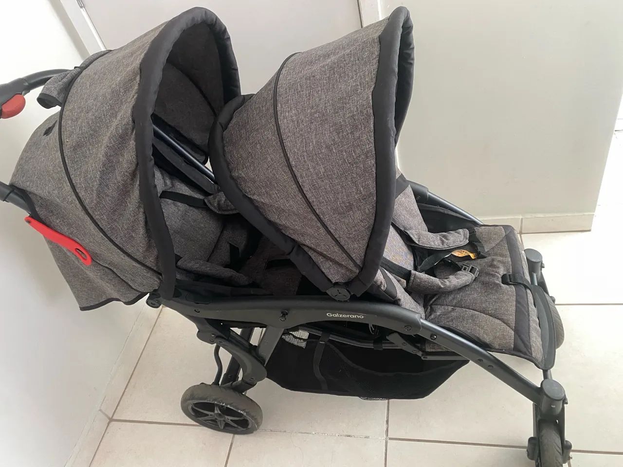 Vendo carrinho de bebê 1.100$ * - Foto 5