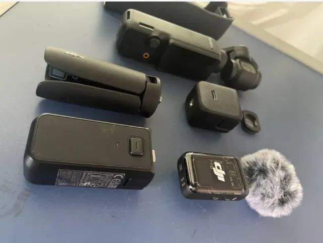 Câmera Dji Osmo Pocket 3 Creator Combo 4K Preto - Foto 3