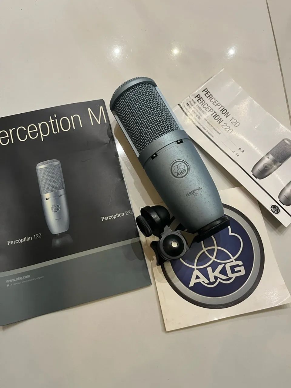 Microfone AKG Perception P120
