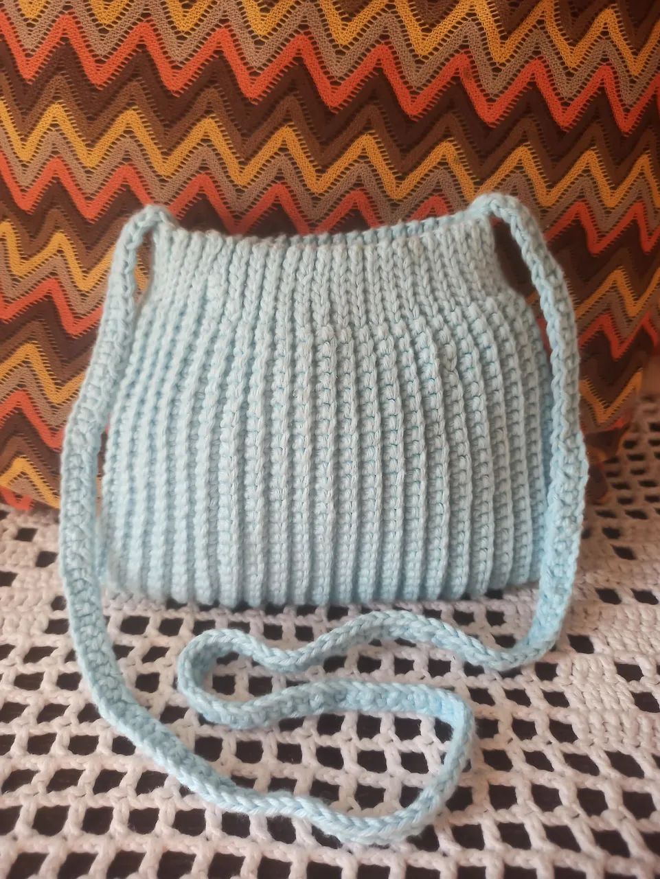 Bolsa de ombro em crochê azul - Foto 4