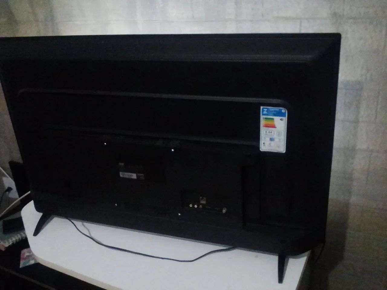 Tv Aoc com defeito tela