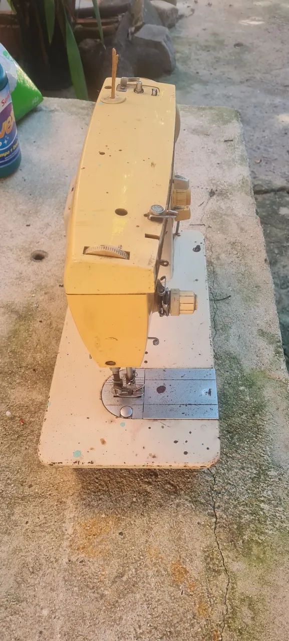 Maquina de costura singer eletrica  - Foto 4