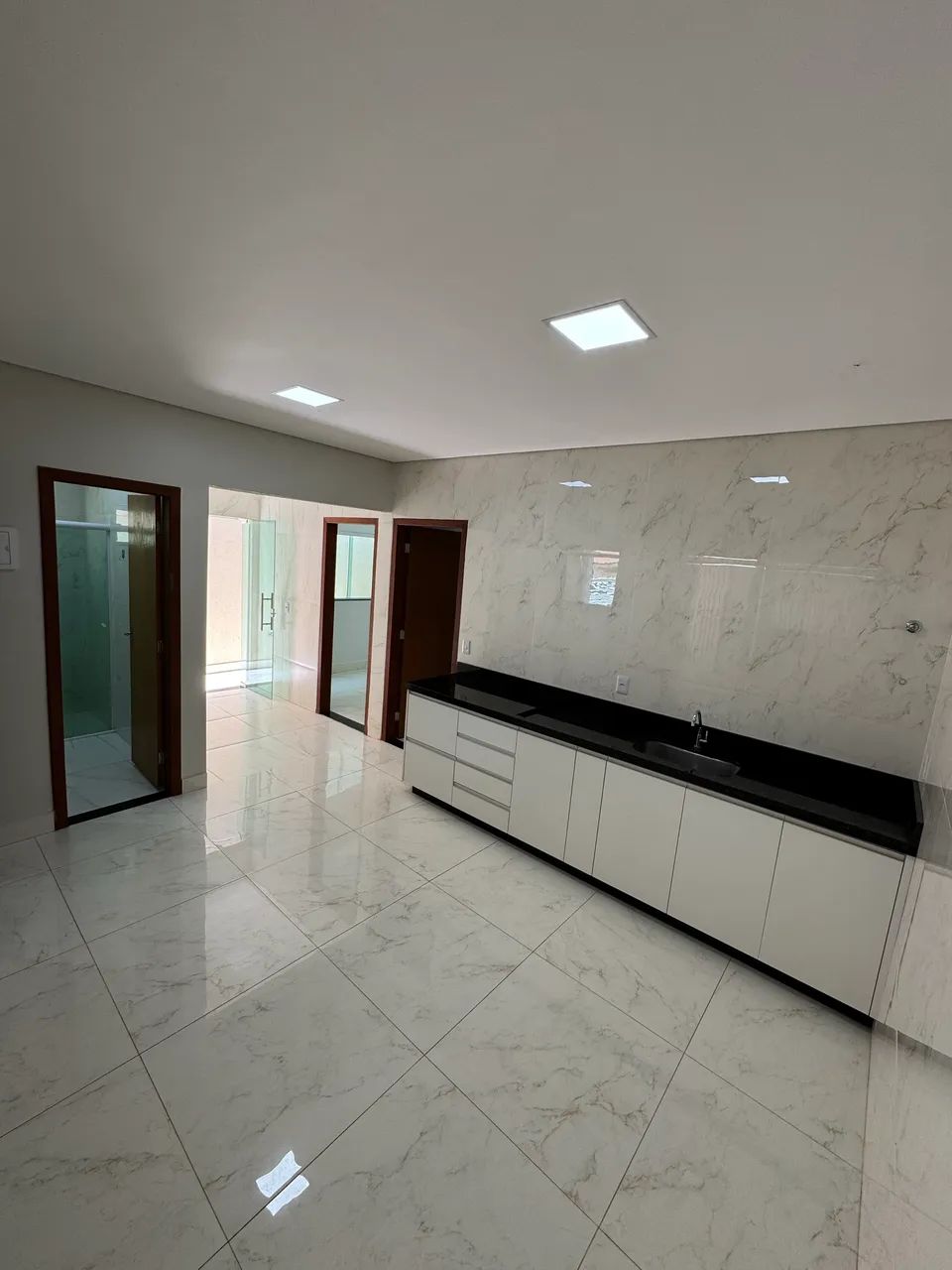 Vendo casa QNO 11 setor O - Foto 4