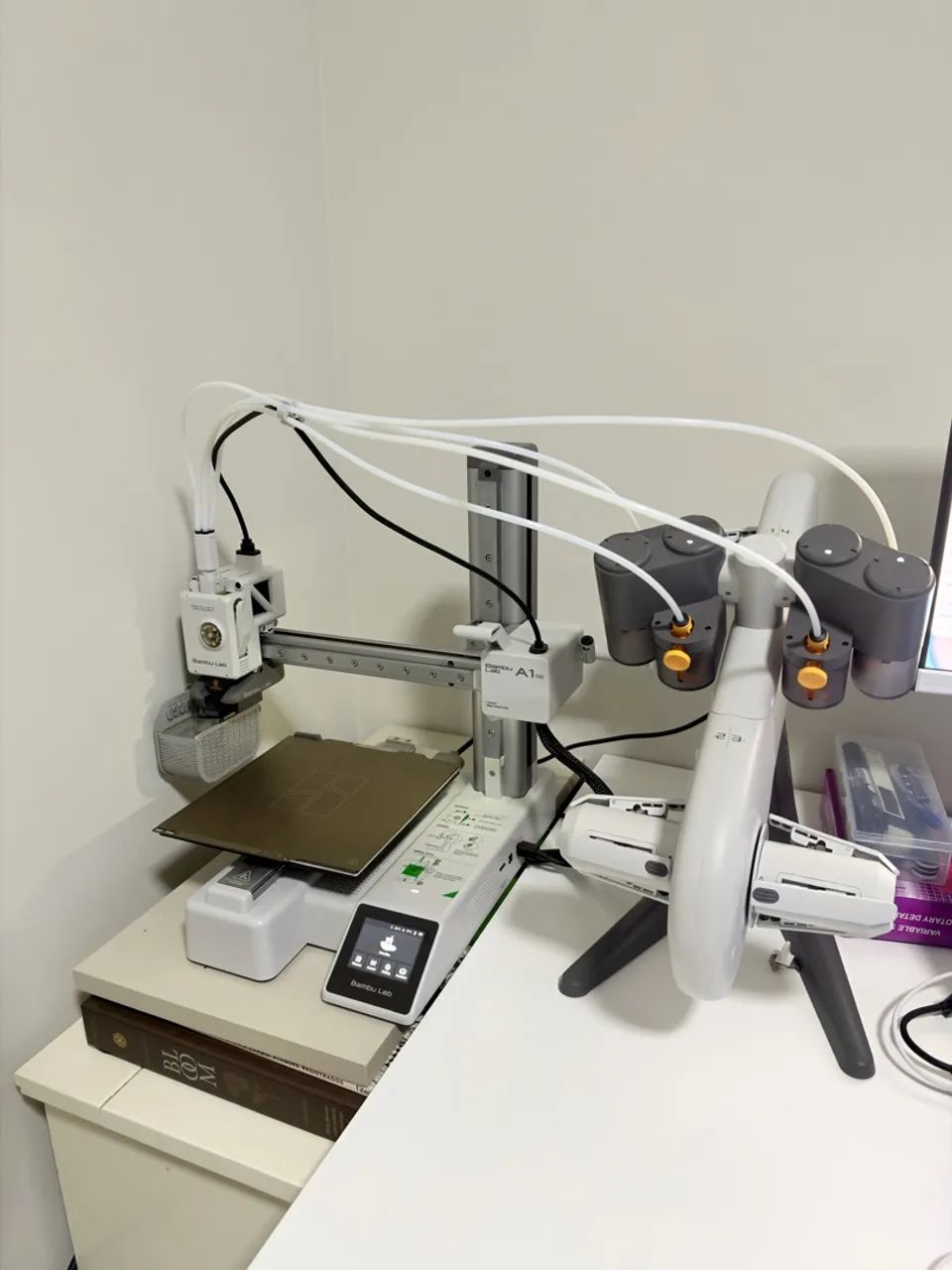 Impressora 3D Bambu Lab A1 Mini Combo com AMS Lite - Foto 2