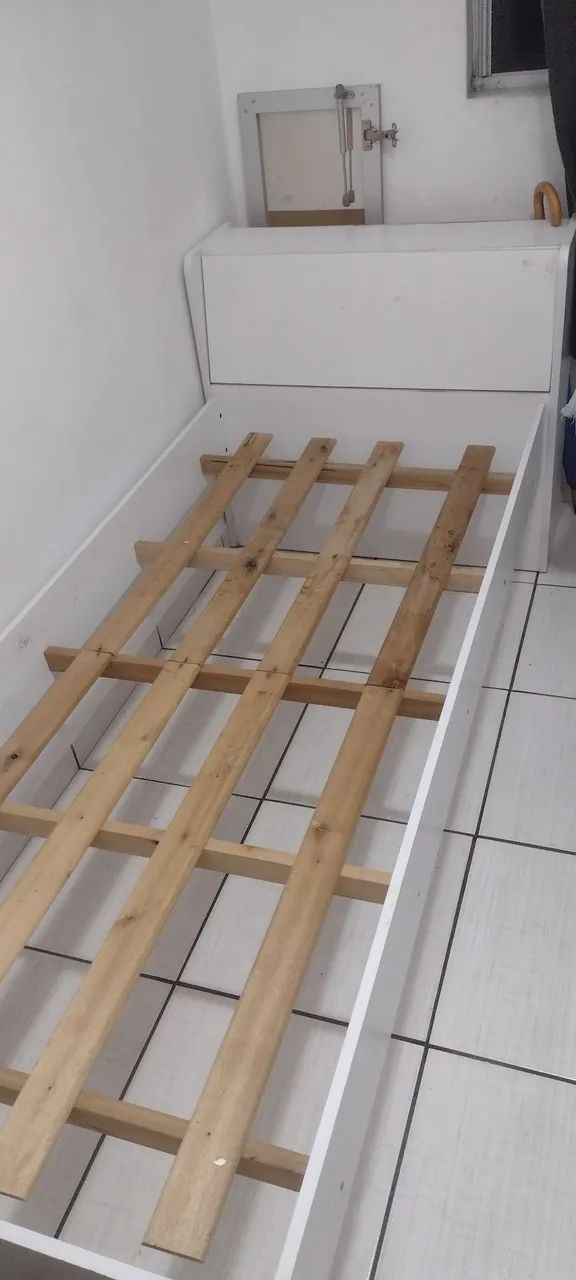 Cama de solteiro 