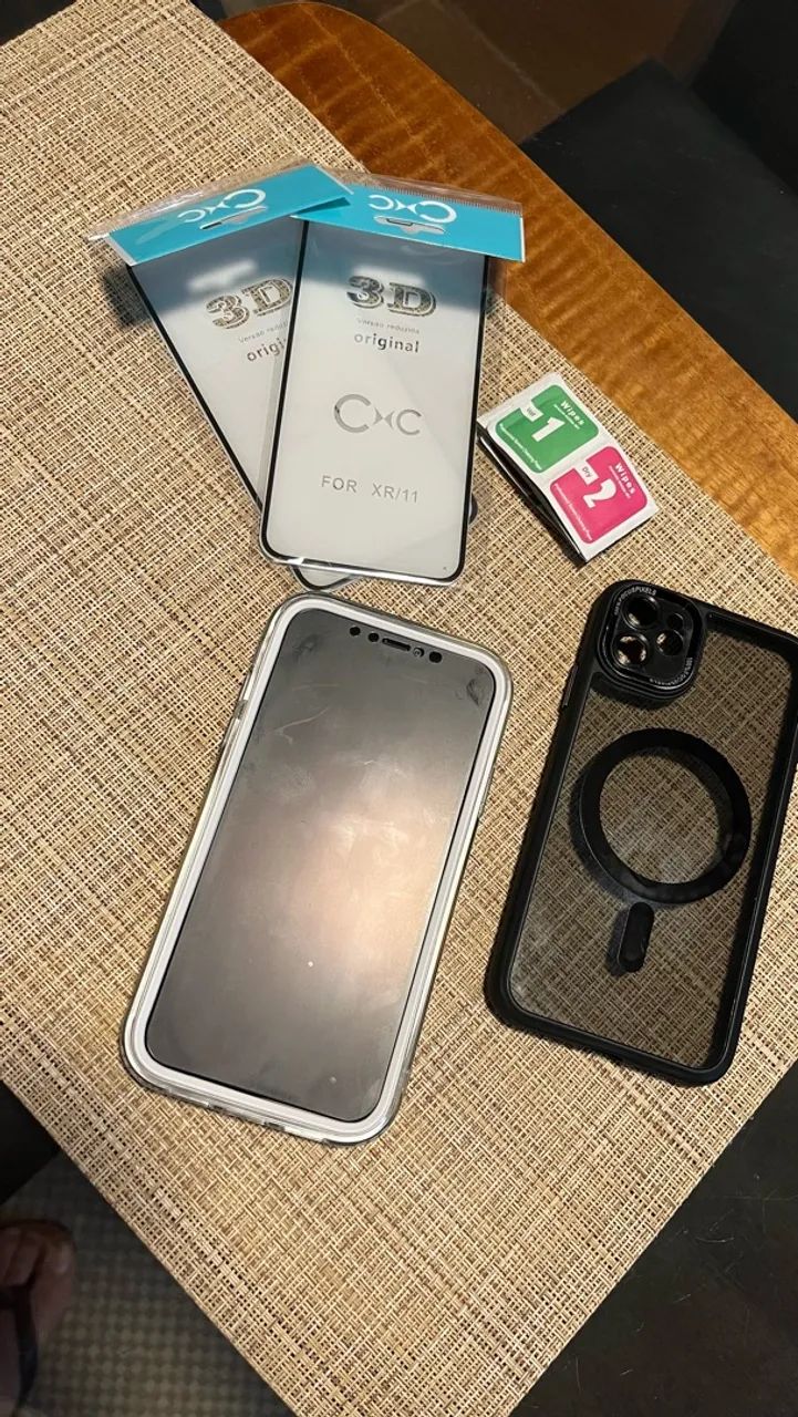 iPhone 11 com 128 Gb