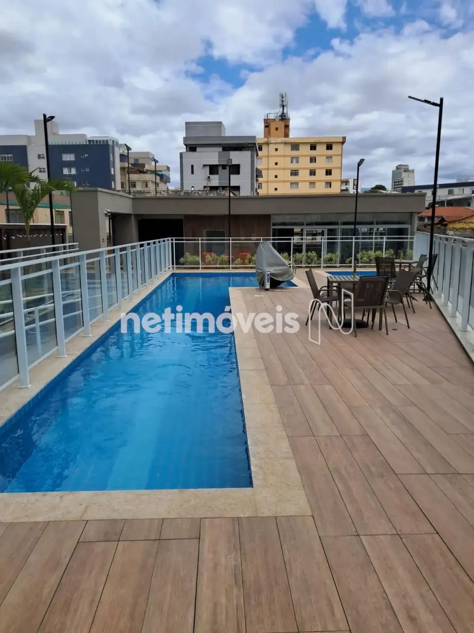 Apartamento de 58m com suite no Nova Suissa