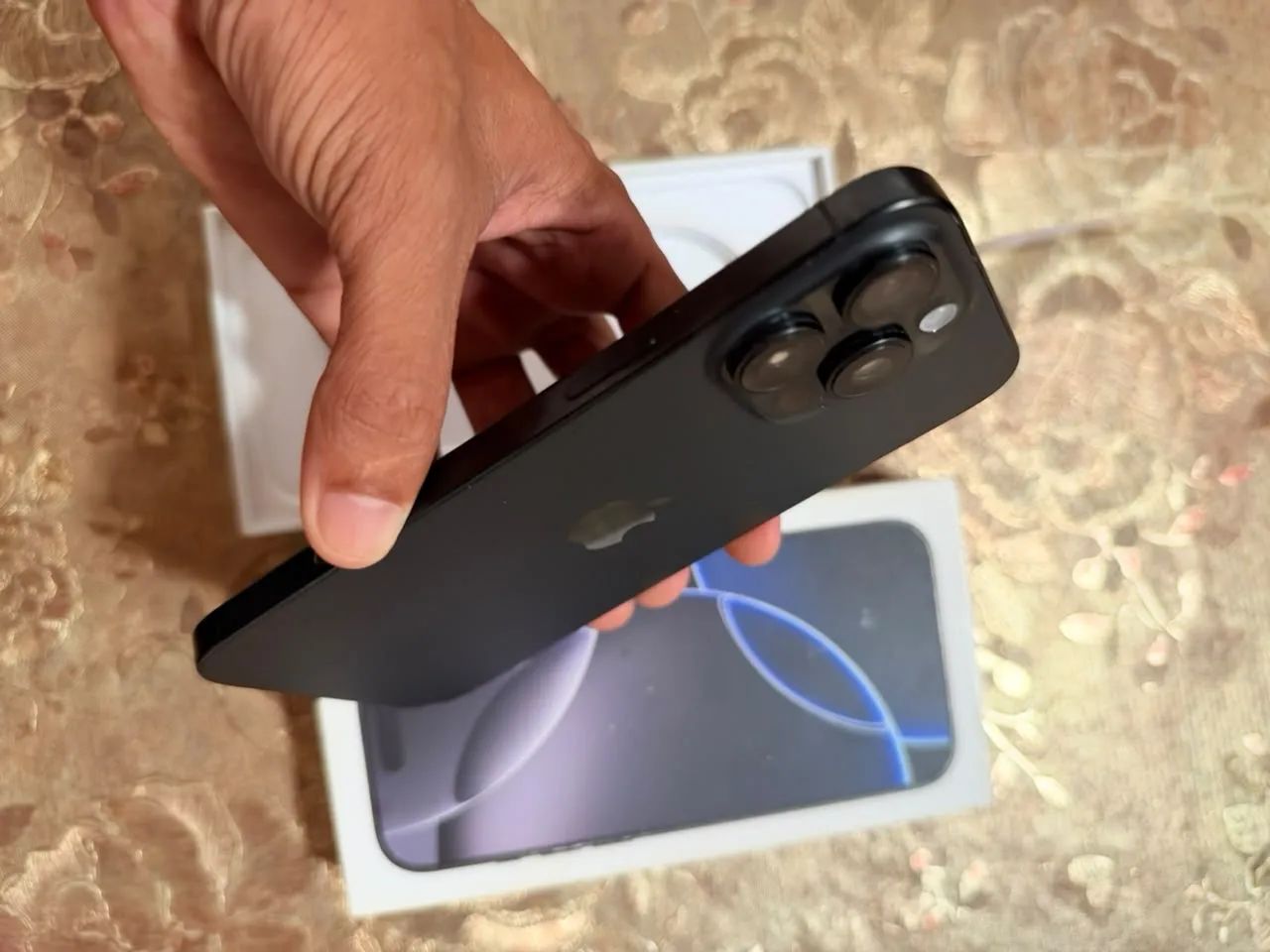 Vende-se 16 pro max 256 gb - Foto 3