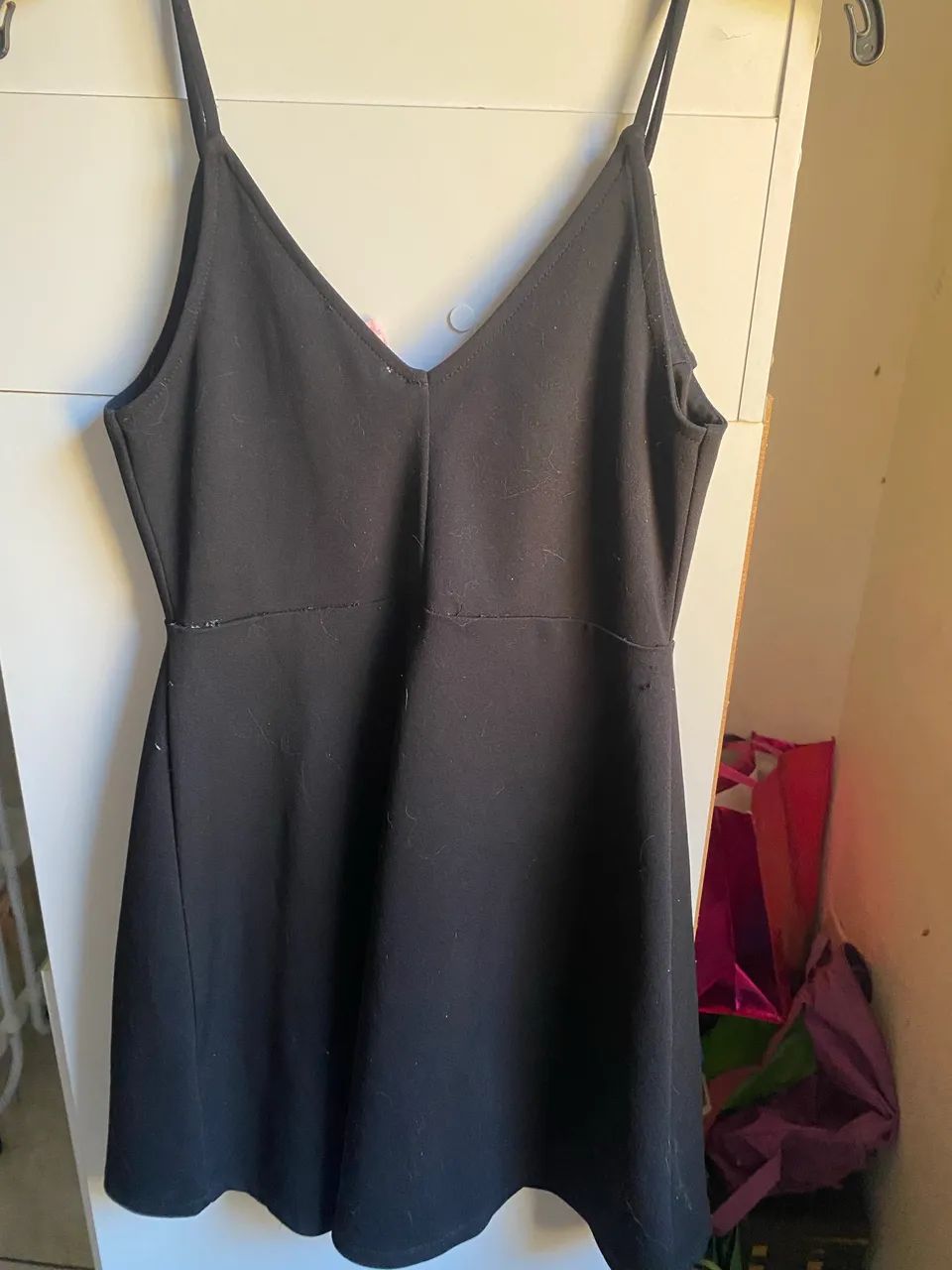 vestido preto decotado  - Foto 2