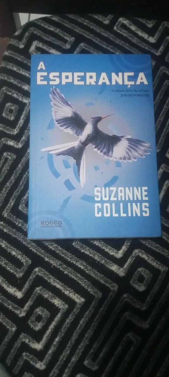 Livro história coleção Jogos Vorazes  - Foto 4